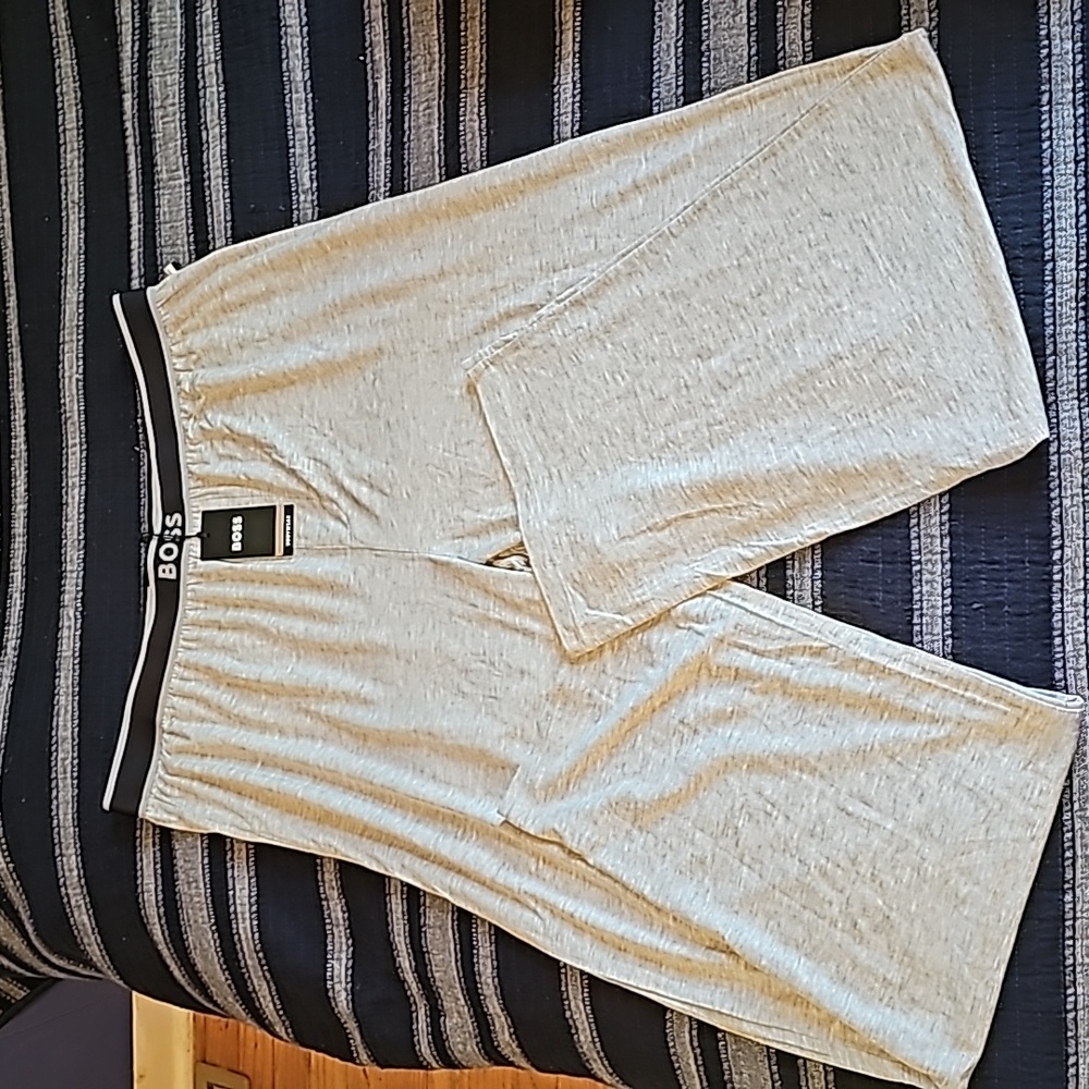 NWT Boss men's bodywear pants, size Xl,grey color